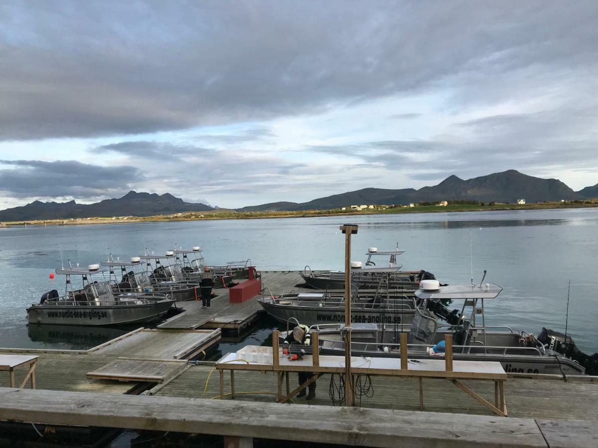 Lofoten Havfiske Лекнес Экстерьер фото